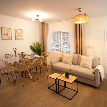 Flateli Portal Nou Apartment