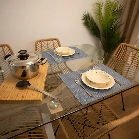 Flateli Portal Nou Lejlighed Girona